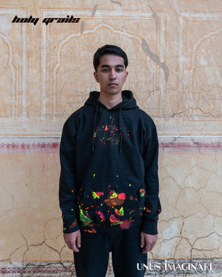 Guy in Streetwear 'Mess-cot' 320 GSM 60% cotton 40% polyester mix splashed black oversize hoodie HG x Unus Imaginari - Front