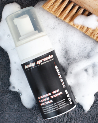 Sneaker Elixir - Sneaker Cleaning Foaming Shampoo - Illustration