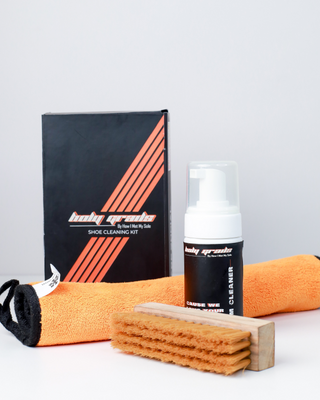 Sneaker Elixir Kit - Sneaker Cleaning kit - Illustration In Box Items