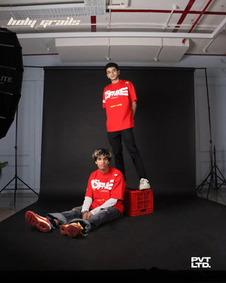 2 Guys in Street Style 'Behtar Offline' Red 240 GSM Cotton Graphic Printed Oversize Tee HG x Pvt Ltd - Front