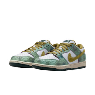 Alexis Sablone x Nike Dunk Low SB 'Chameleon' Sneakers - Front