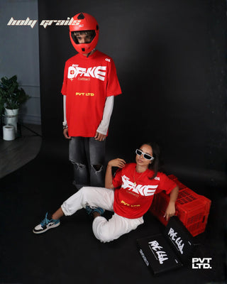 Guy and a Girl in Street Style 'Behtar Offline' Red 240 GSM Cotton Graphic Printed Oversize Tee HG x Pvt Ltd - Front