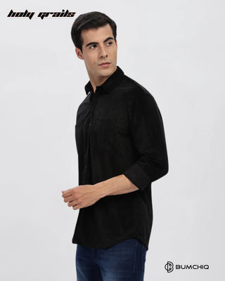 Guy in Streetwear Style 'Black Dobby' Pattern Cotton Double Pocket Full Sleeve Slim Fit Solid Shirt HG x Bumchiq - Side 1