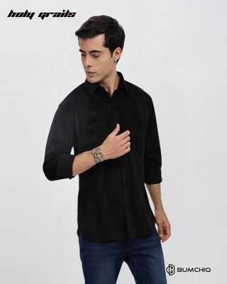 Guy in Streetwear Style 'Black Dobby' Pattern Cotton Double Pocket Full Sleeve Slim Fit Solid Shirt HG x Bumchiq - Side 2