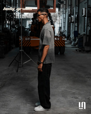 Men in Streetwear 'Grey Threadbare' 330 GSM Heavyweight Cotton Jersey Puff Printed Oversize Tee HG x Sullitt - Side Full