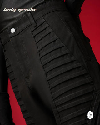 Men in 'Unisex Pleated' Black 320 GSM Premium Heavyweight Denim Baggy Pants HG x Charactr - Front Side 2 Close Up