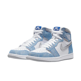 Nike Air Jordan 1 Retro High OG 'Hyper Royal' Sneakers - Front