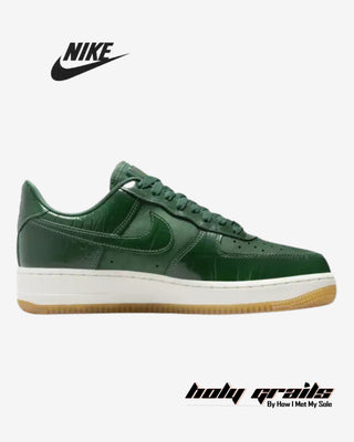 Nike Wmns Air Force 1 '07 'Gorge Green' Sneakers - Side 1