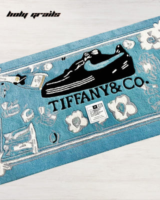 Tiffany Flex Tufted Rug On Floor Close