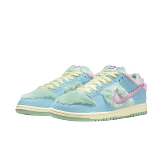 Verdy x Nike Dunk Low SB 'Visty' Sneakers - Front